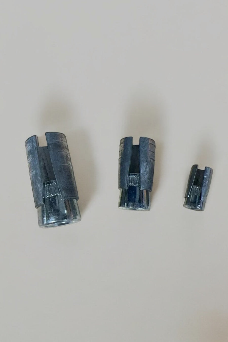 1/2" Drop In Expansion Anchor, 25pk